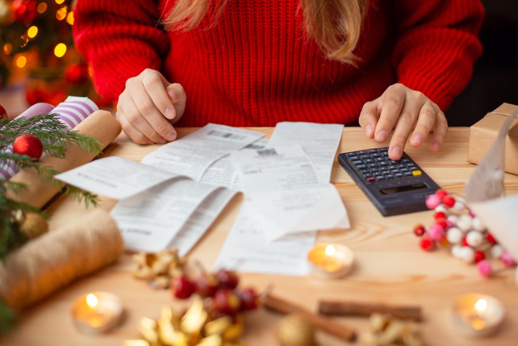 5 Financial Red Flags You Should Avoid This Holiday Season Haven Financial Group
